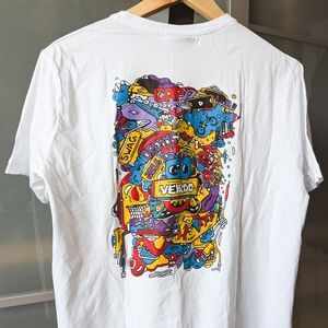 Preloved Veirdo London Graphic White T-Shirt With Colorful Back - Kids UK XXL